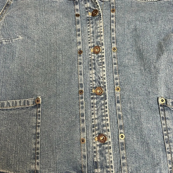 Christopher & Banks Stretch Denim Jacket with Faux Fur Collar. Size Medium - Picture 5 of 6